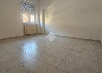 Bilocale Via san giuseppe maria gambaro, Galliate - foto 8