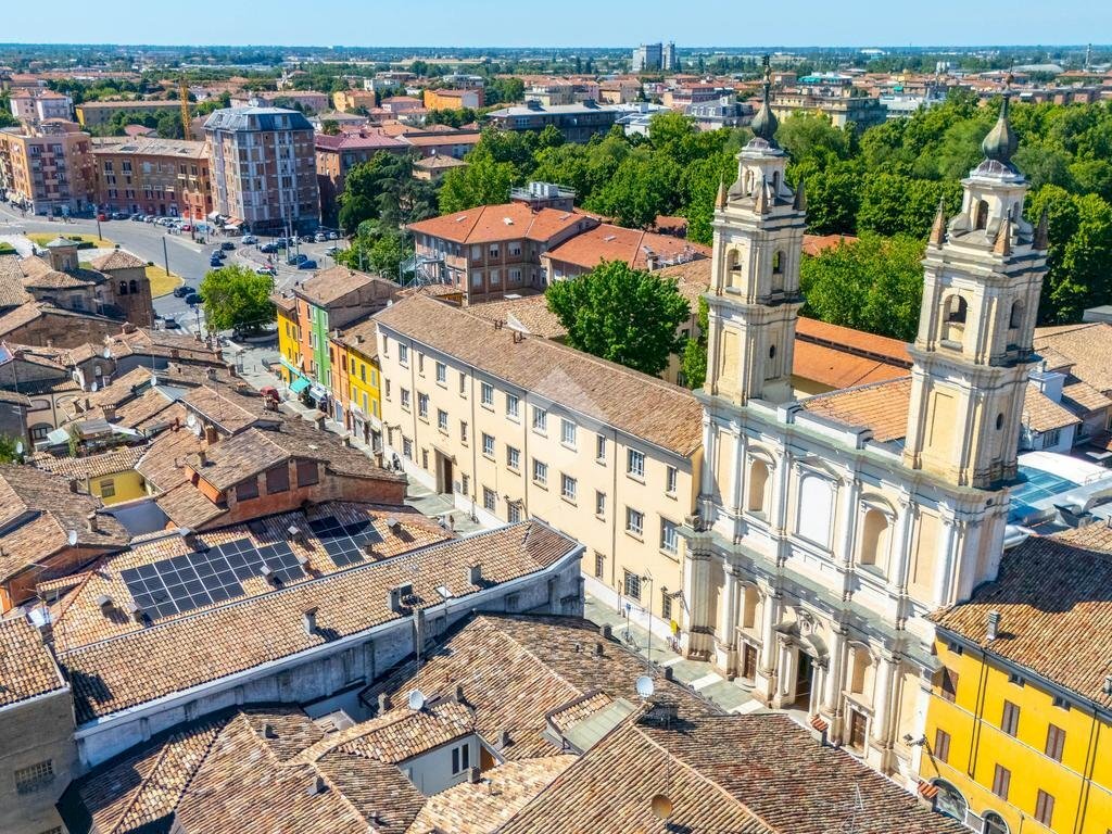 Bilocale Strada Massimo D'Azeglio, Parma (zona Oltretorrente) - foto 1