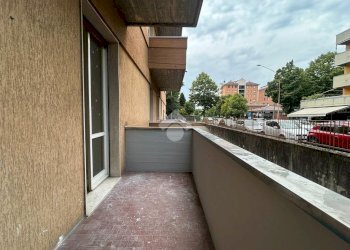 Three-room apartment Via Silvio Pellico, Parma - photo 12