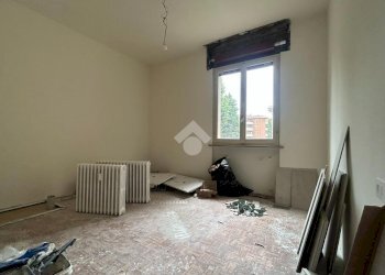 Three-room apartment Via Silvio Pellico, Parma - photo 27