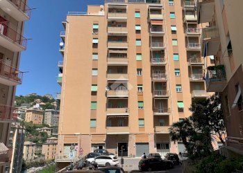 Box locale via fratelli canale, Genova (neighborhood San Martino) - photo 9