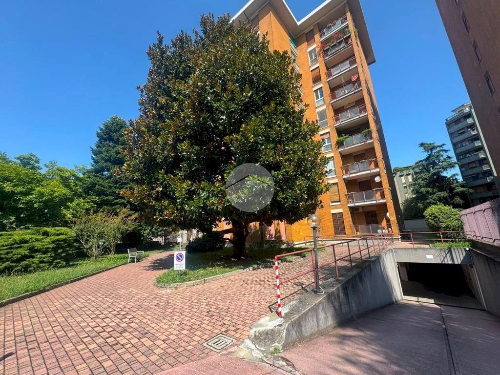 Box Viale Legioni Romane, Milano - foto 1