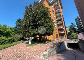 Box Viale Legioni Romane, Milano - foto 1
