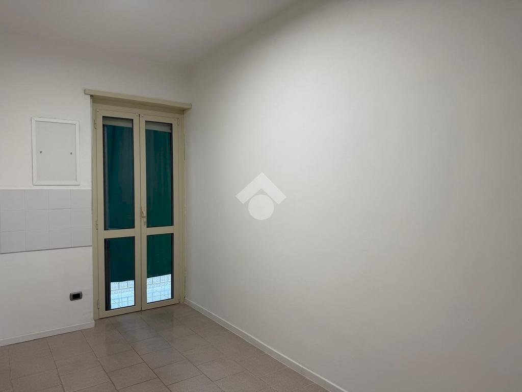 Two-room apartment Piazza Ottorino Respighi, Torino (neighborhood Barriera Milano) - photo 3