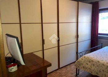 Four-room apartment Via gilles de chevreres, Aosta - photo 11