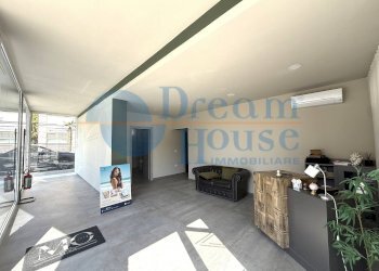 Foto 5 - Commercial Premises VIA MAZZINI, Alba Adriatica - photo 5