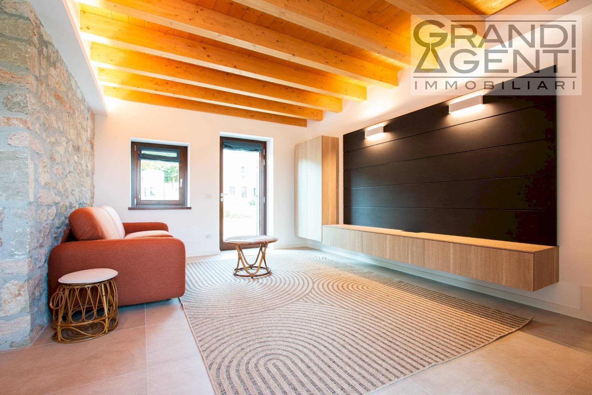 Foto 1 - Villa via cà nova marcellise
 
33, San Martino Buon Albergo - foto 1
