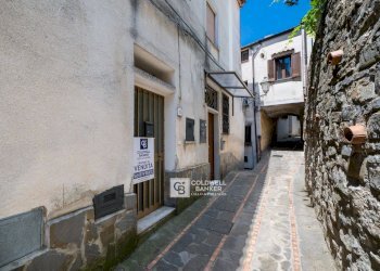 Foto 2 - Casa semi indipendente VIA CAVOUR
 
16, Cuccaro Vetere - foto 2