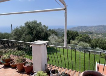 Semi-detached house Strada Cason della Guardia, Imperia - photo 5