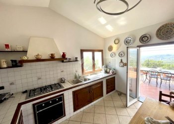Semi-detached house Strada Cason della Guardia, Imperia - photo 4