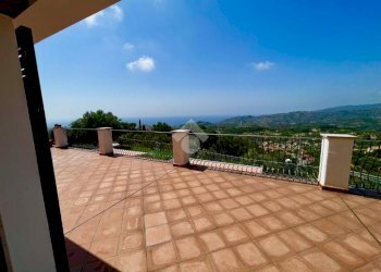 Semi-detached house Strada Cason della Guardia, Imperia - photo 8