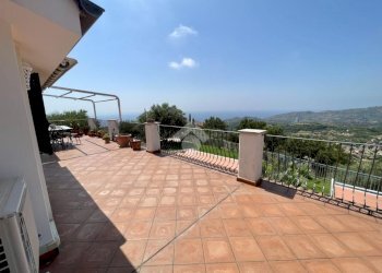 Semi-detached house Strada Cason della Guardia, Imperia - photo 39