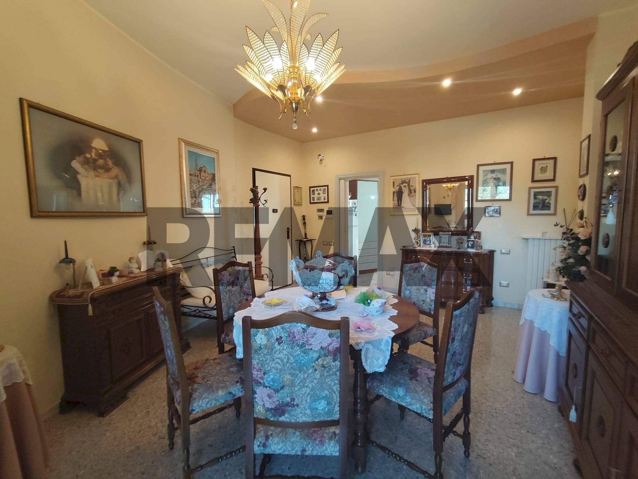 Sala da pranzo - Apartment via sturzo
 
10, Matera - photo 1