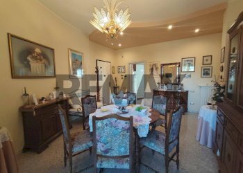 Sala da pranzo - Apartment via sturzo
 
10, Matera - photo 1