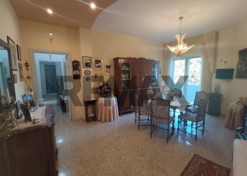 Sala da pranzo - Apartment via sturzo
 
10, Matera - photo 3