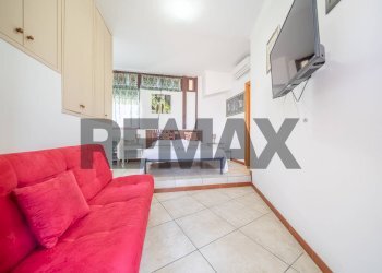 Soggiorno - Semi-detached house Via Dei Verdoni
43, Roma - photo 25