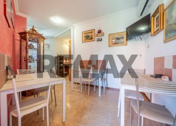 Sala da pranzo - Semi-detached house Via Dei Verdoni
43, Roma - photo 38