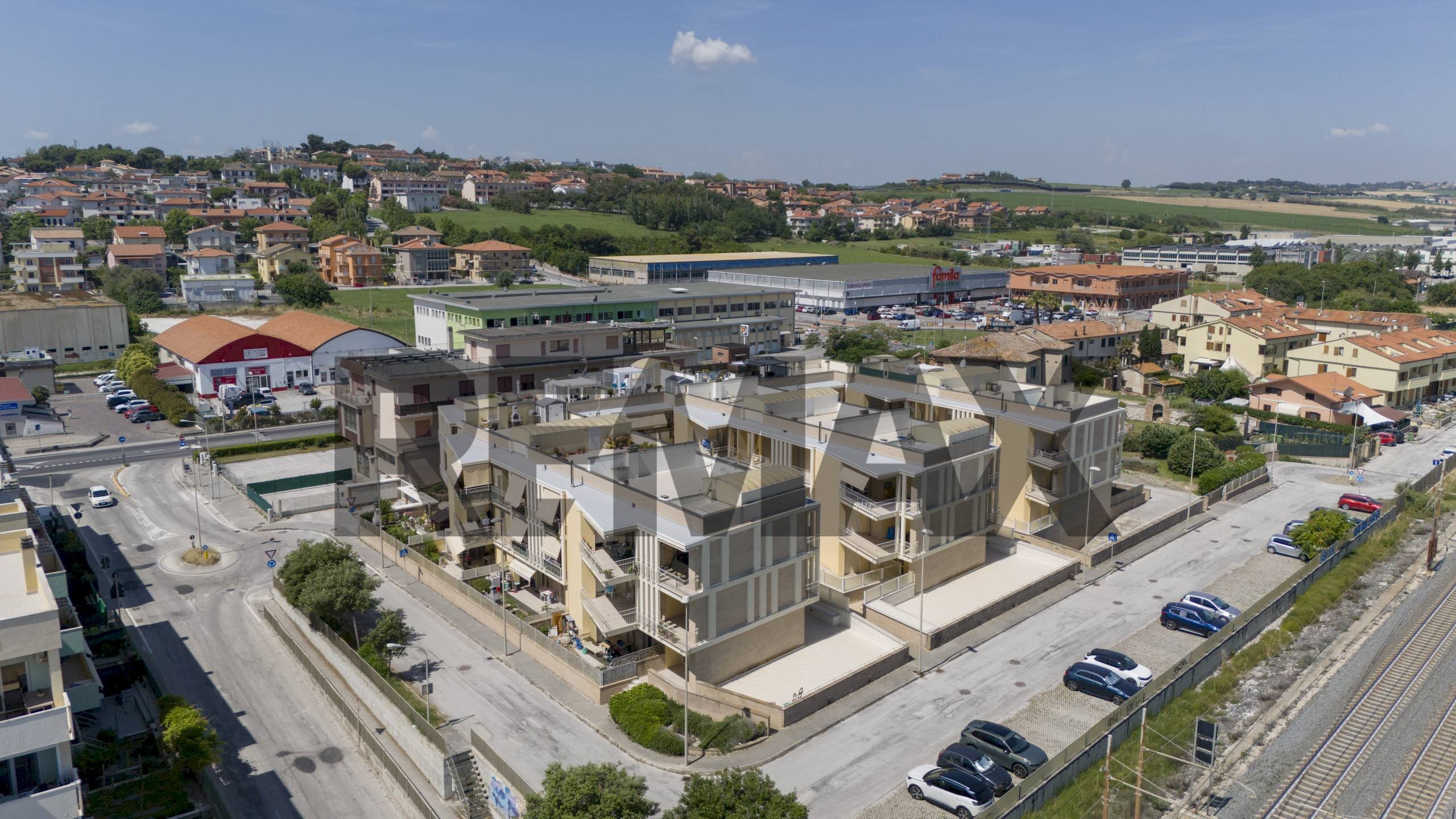 Edificio all\'aperto - Appartamento Via dei Gabbiani
50, Montemarciano - foto 2