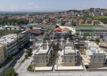 Edificio all\'aperto - Apartment Via dei Gabbiani
 
50, Montemarciano - photo 3