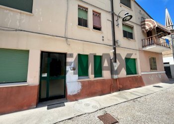 Edificio all\'aperto - Four-room apartment piazzetta piave
 
11, Copparo - photo 1