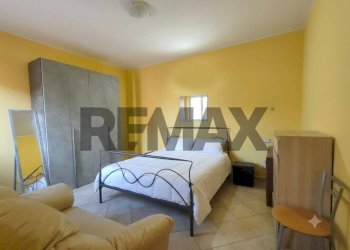 Camera / camera da letto - Three-room apartment VIA LUSSEMBURGO
 
35, L'Aquila - photo 10