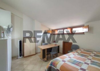 Camera / camera da letto - Three-room apartment VIA LUSSEMBURGO
 
35, L'Aquila - photo 12