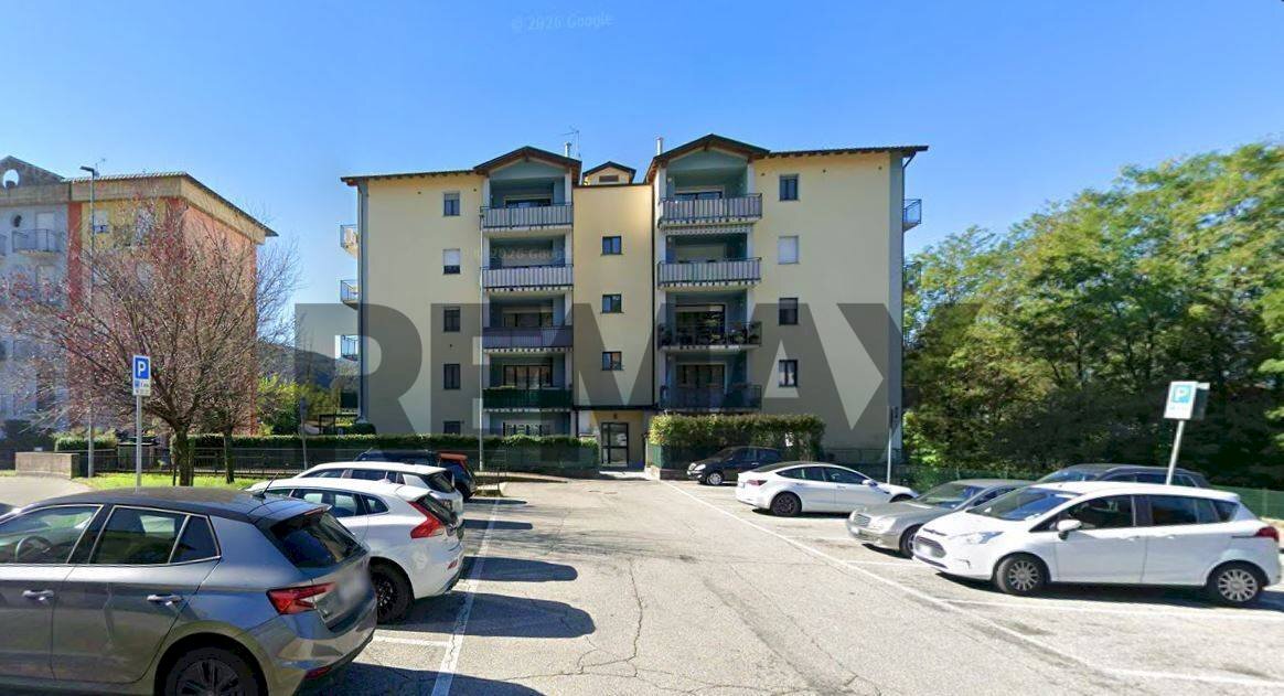 Edificio all\'aperto - Three-room apartment Via Filippo Turati
 
48, Luino - photo 1