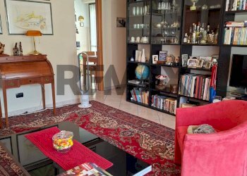 Soggiorno - Three-room apartment Via Filippo Turati
 
48, Luino - photo 5