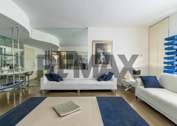 Soggiorno - Three-room apartment Via Pace
 
14, Meda - photo 4