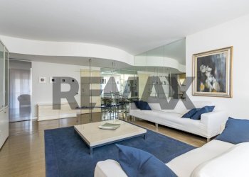 Sala da pranzo - Three-room apartment Via Pace
 
14, Meda - photo 5