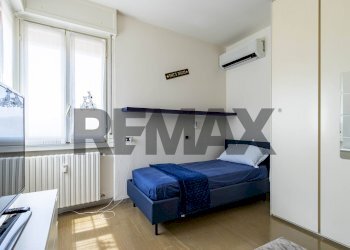 Camera / camera da letto - Three-room apartment Via Pace
 
14, Meda - photo 22