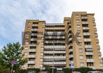 Edificio all\'aperto - Three-room apartment Via Pace
 
14, Meda - photo 45