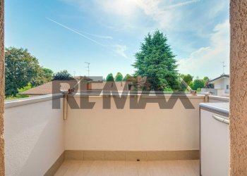 Balcone - Three-room apartment via Unità d'Italia
 
34, Olgiate Olona - photo 17