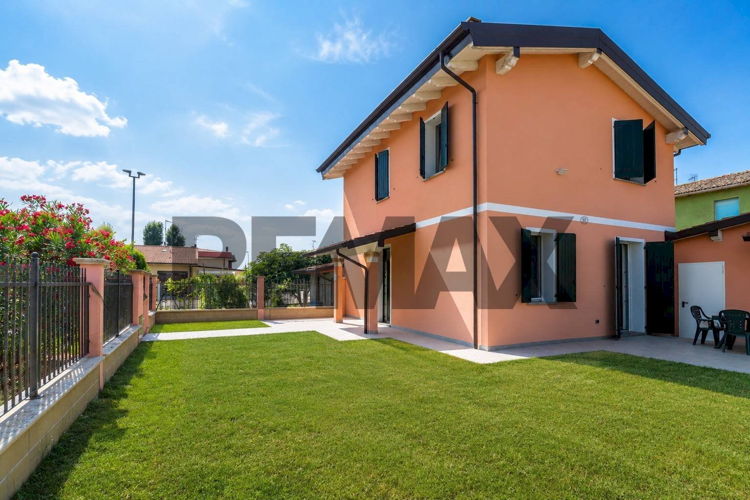 Casa all\'aperto - Villa via figlie della carità di san vincenzo de paoli
5, Piadena Drizzona - foto 2