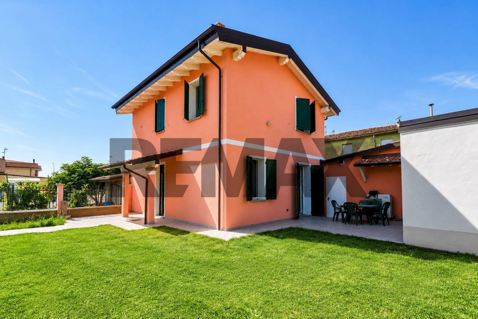 Casa all\'aperto - Villa via figlie della carità di san vincenzo de paoli
5, Piadena Drizzona - foto 3