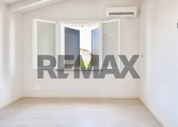 Stanza vuota - Villa via figlie della carità di san vincenzo de paoli
 
5, Piadena Drizzona - foto 22