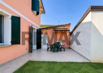 Terrazza - Villa via figlie della carità di san vincenzo de paoli
 
5, Piadena Drizzona - foto 31