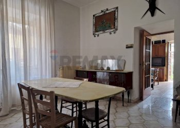 Sala da pranzo - Casa indipendente VIA LETTOPALENA
 
25, Palena - foto 9