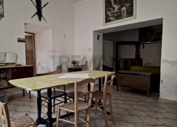 Sala da pranzo - Casa indipendente VIA LETTOPALENA
 
25, Palena - foto 11