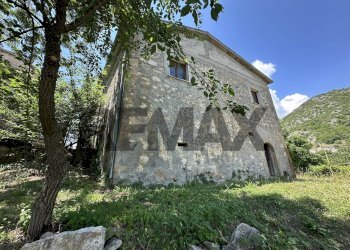 Casa all\'aperto - Rustic Via Sant'Erasmo
 
snc, Rocchetta a Volturno - photo 2