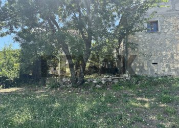 Giardino - Rustic Via Sant'Erasmo
 
snc, Rocchetta a Volturno - photo 17