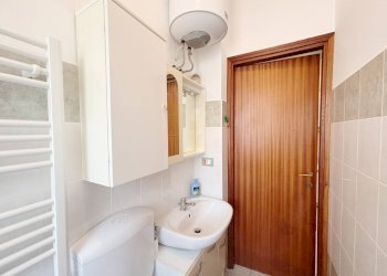 Foto 22 - Two-room apartment Via Verdi
 
3, Borghetto Santo Spirito - photo 22
