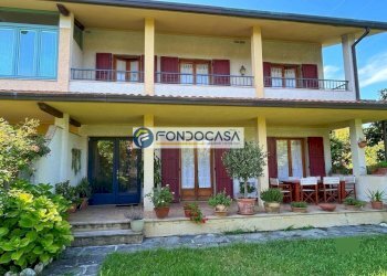 Facciata - Casa semi indipendente Via Antonio Gramsci
 
8, Forte dei Marmi - foto 2