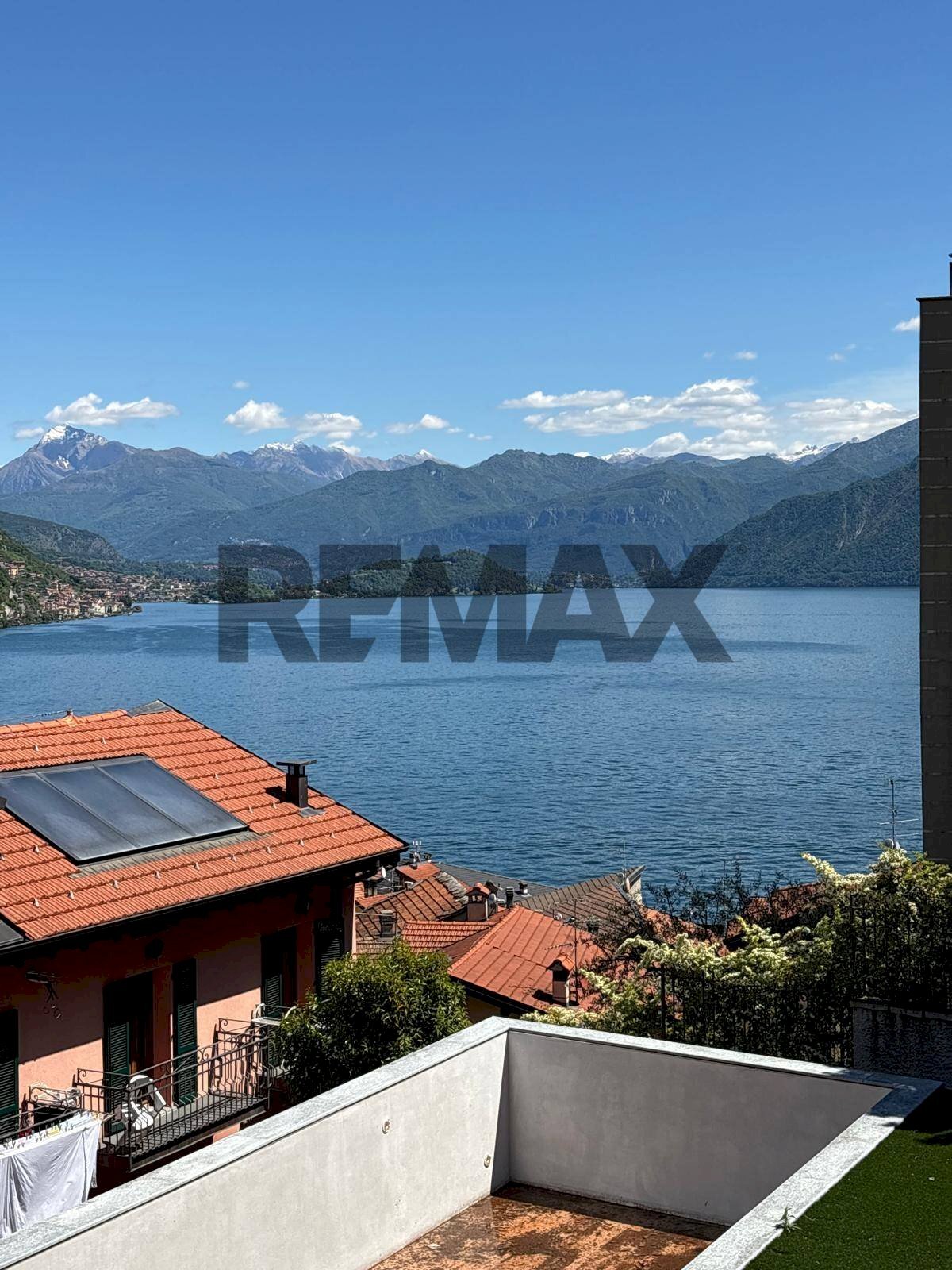 Vista dell\'acqua - Casa indipendente Via Pizzo Gordona
 
29, Argegno - foto 1