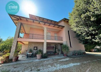 Foto 1 - Independent house via fratelli Rosselli
 
19, Fratta Todina - photo 1