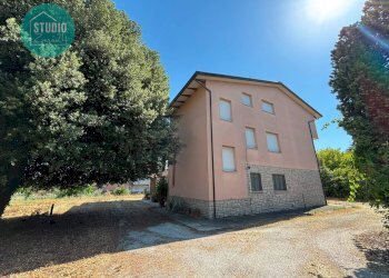 Foto 41 - Independent house via fratelli Rosselli
 
19, Fratta Todina - photo 41