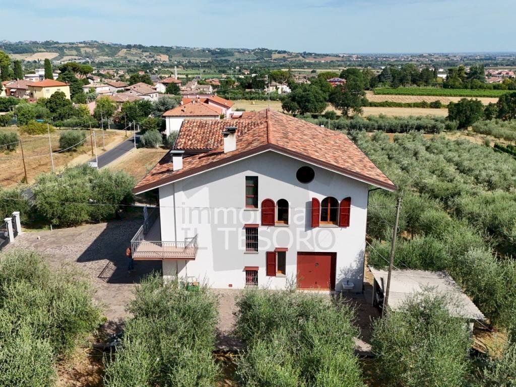 Facciata - Villa via Casalecchio, 105, Verucchio - foto 2