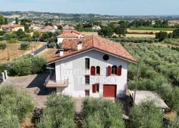Facciata - Villa via Casalecchio, 105, Verucchio - foto 2