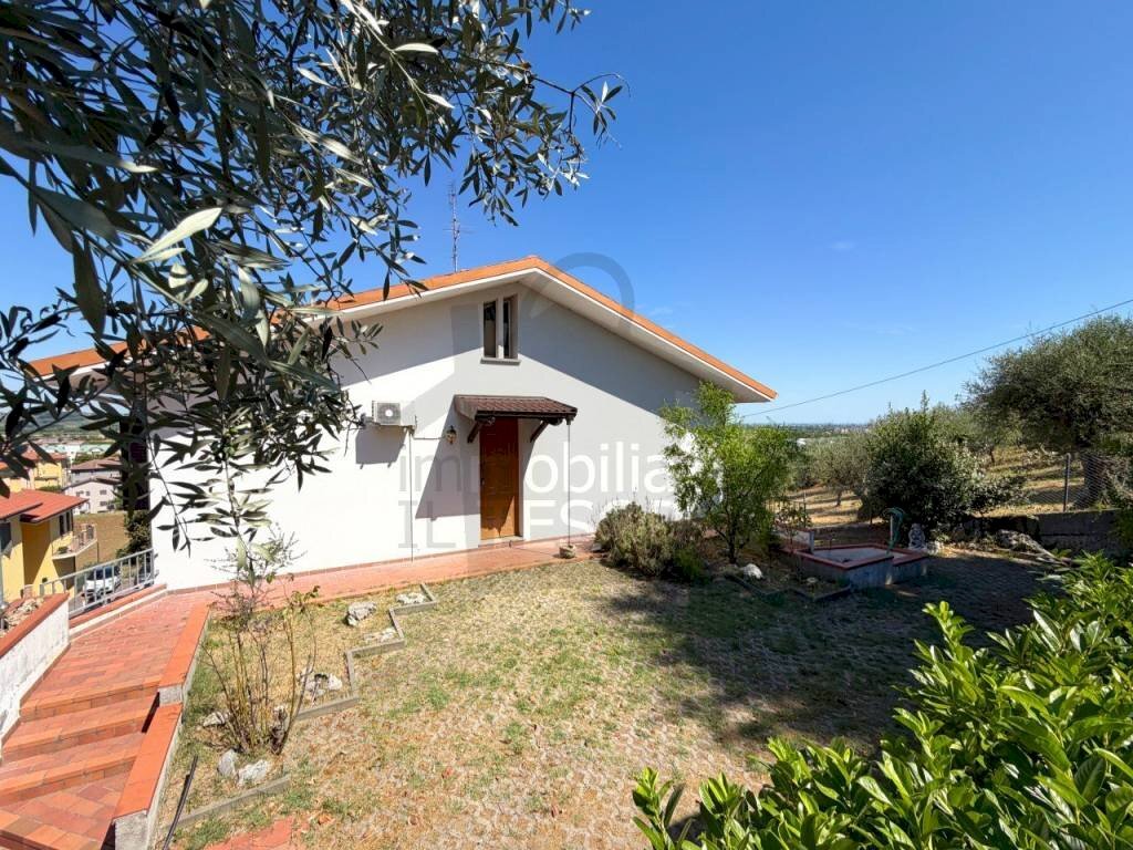 Facciata - Villa via del Colle, 20, Verucchio - foto 2