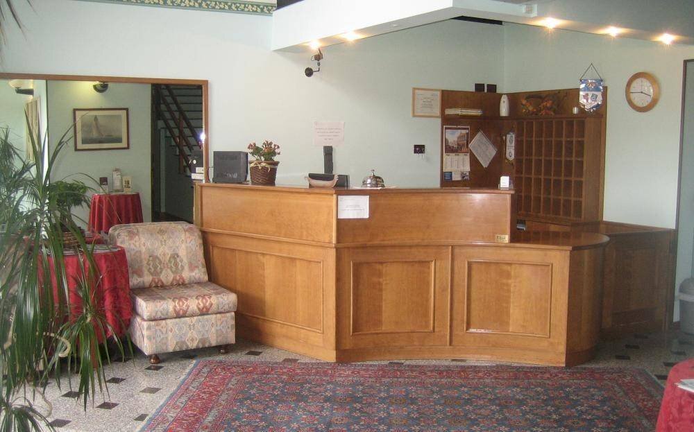 Interno non residenziale - Hotel piazza Mellano, 7, Mondovì - foto 1